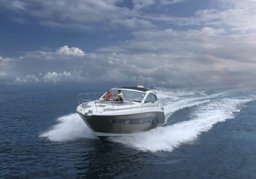 Yacht 4